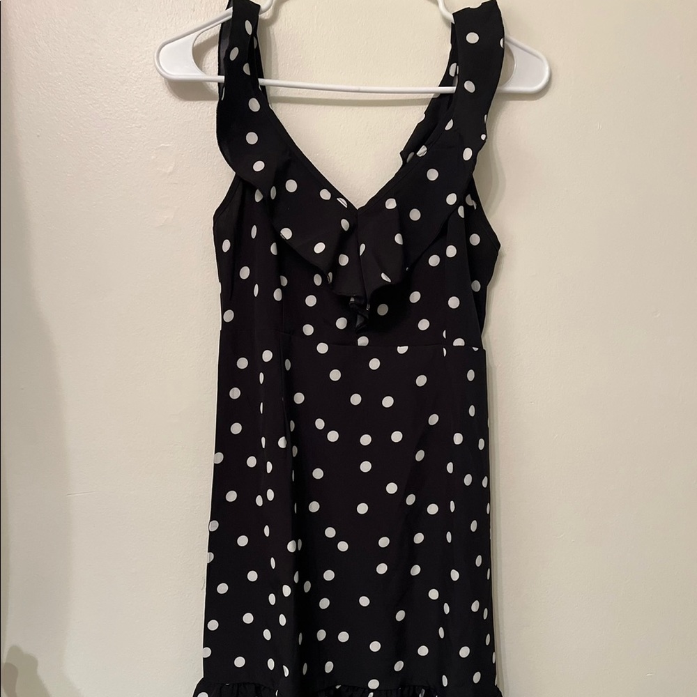 Dress very good condition, used only 1 time, clean